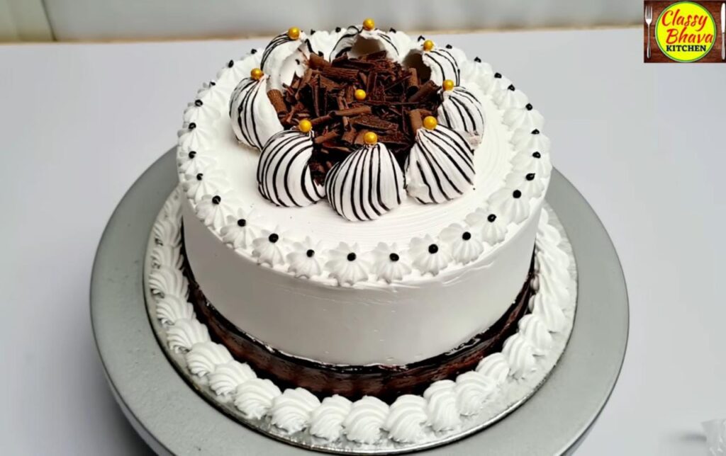 Cake decoration- With Teaspoon